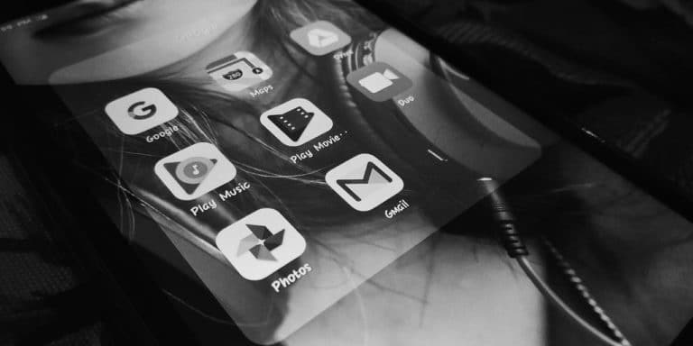 Les smartphones Pixel de Google seront bientôt compatibles avec Smart Compose dans Gmail